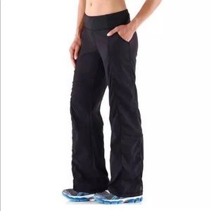Lucy Get Going Pants - EUC - Black